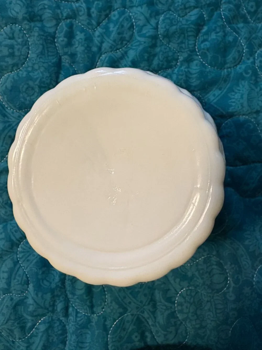 Anchor Hocking Milk Glass Ivy rose Floral Pedestal Bowl Planter Vase